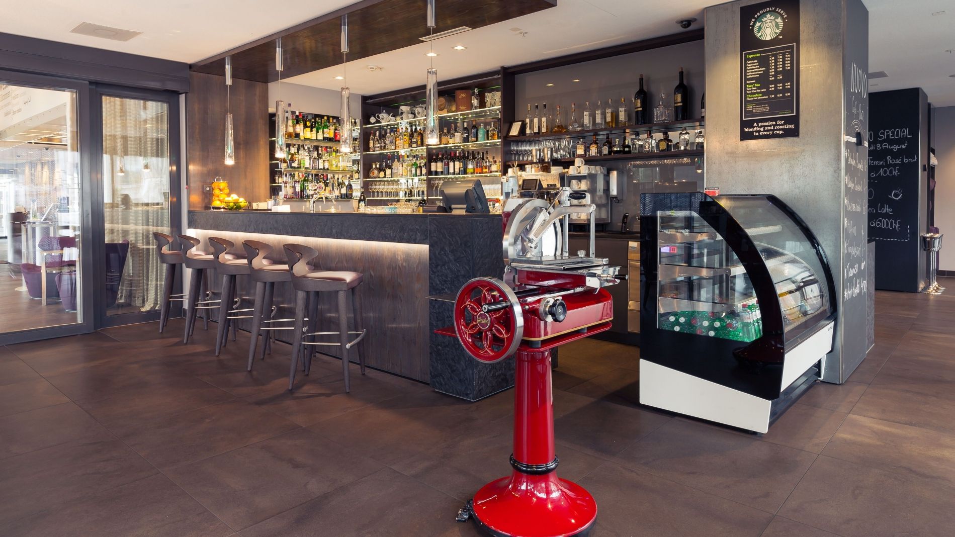 Cocktailbar im NUOVO bar | caffè | cucina